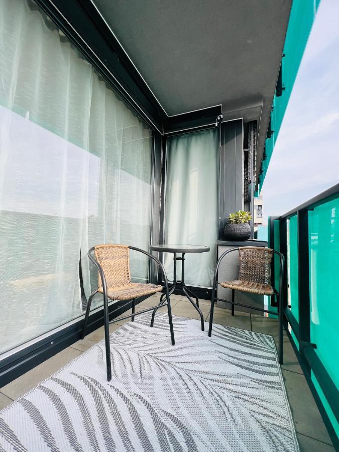 White Pearl Studio With Parking In Holesovice 프라하 외부 사진